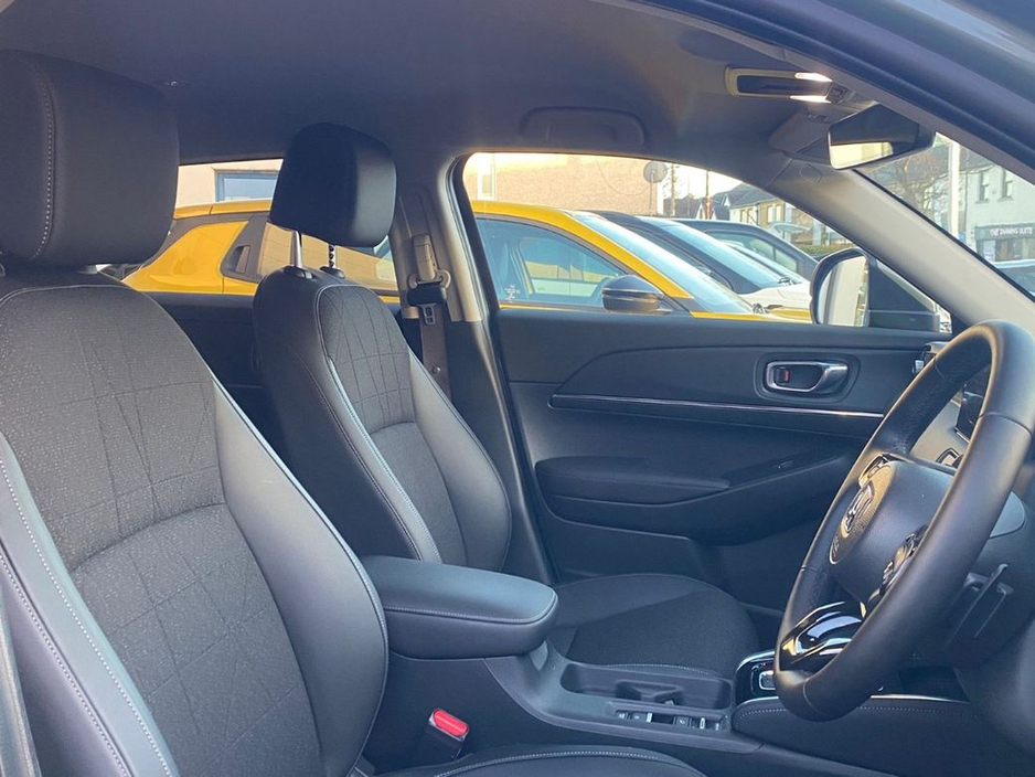 2025 Honda HR-V E HEV Advance €42,995