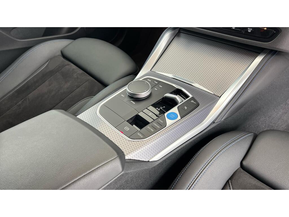 2023 BMW i4 - image 8