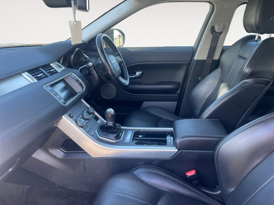 2018 Land Rover Range Rover Evoque - image 14