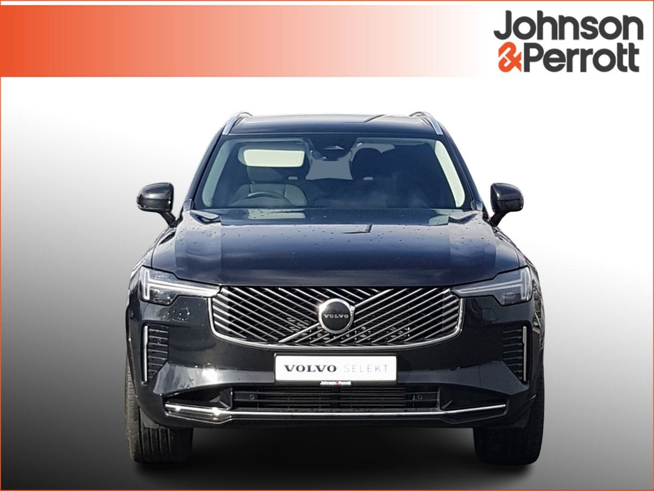 2025 Volvo XC90 T8 455bhp AWD PHEV Core €79,900