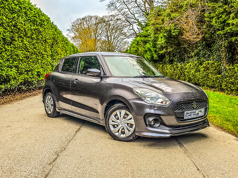 2019 Suzuki Swift - image 2