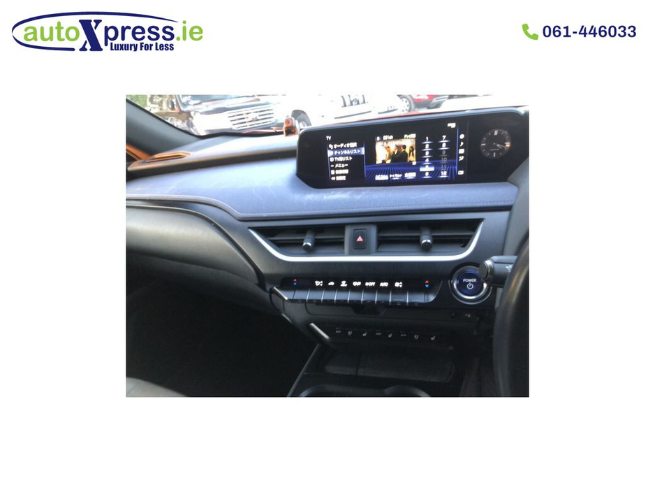 2019 Lexus UX 250 H VERSION L , Reversing camera, Low mileage