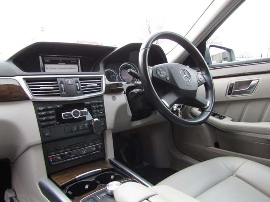2013 Mercedes-Benz E Class E 200 CDI BE ECO 4DR Auto. LOW KLMS. €12,950