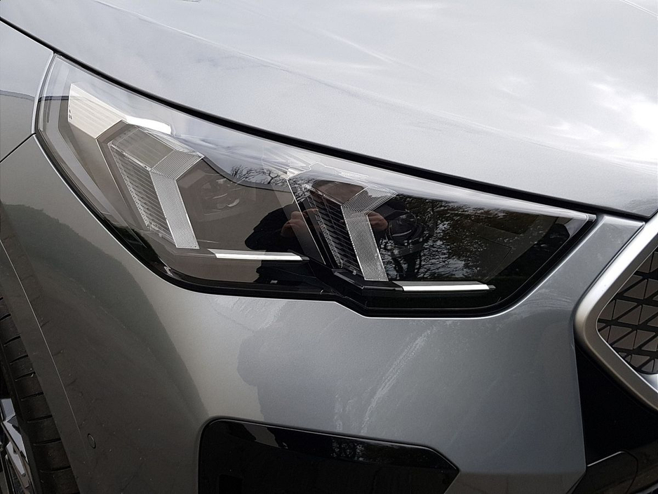 2025 BMW iX2 - image 19