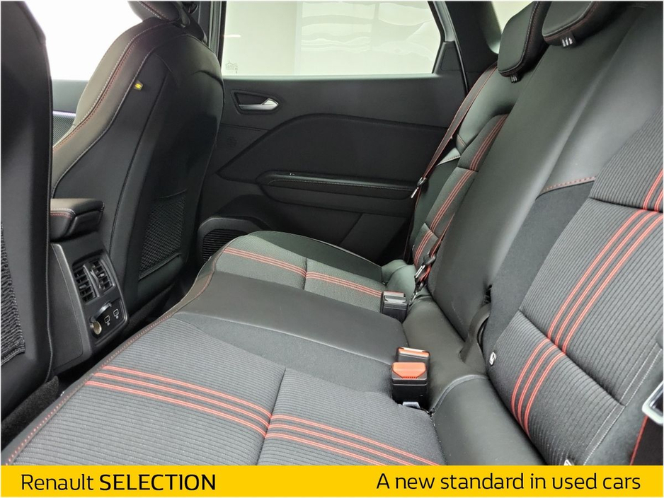 2023 Renault Captur - image 12