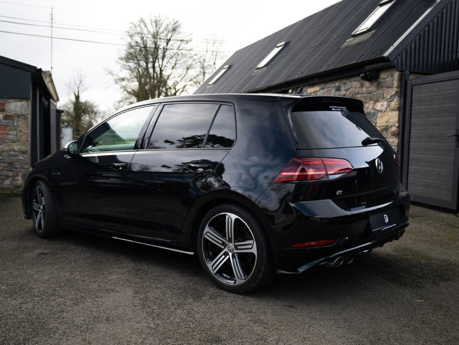2018 Volkswagen Golf - image 6