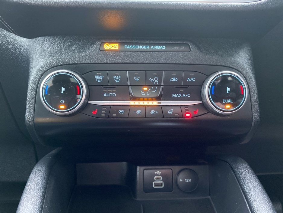 2023 Ford Kuga Vignale PHEV 225BHP... Panoramic Roof €36,500