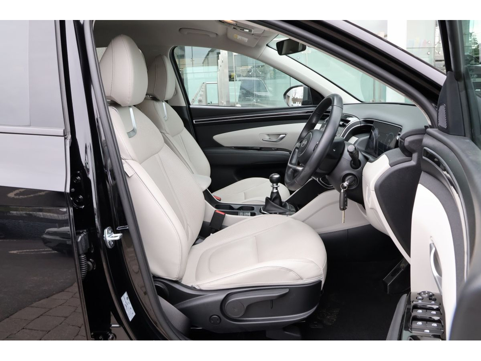 2023 Hyundai Tucson - image 9