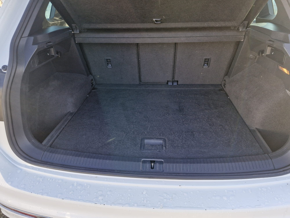 2018 Volkswagen Tiguan - image 15