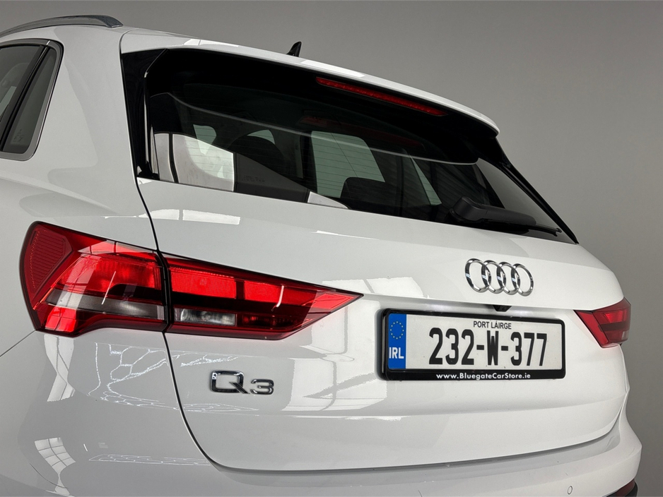 2023 Audi Q3 - image 12