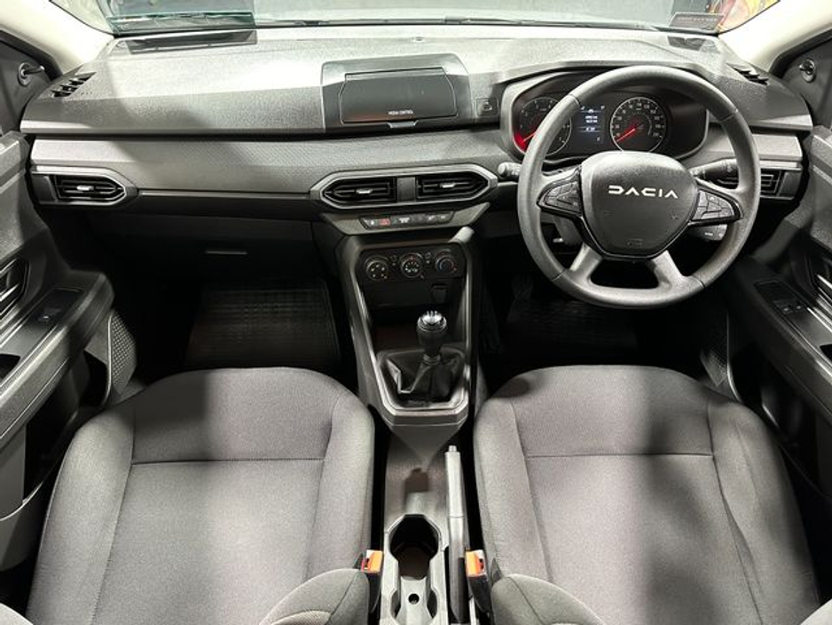2024 Dacia Sandero - image 9