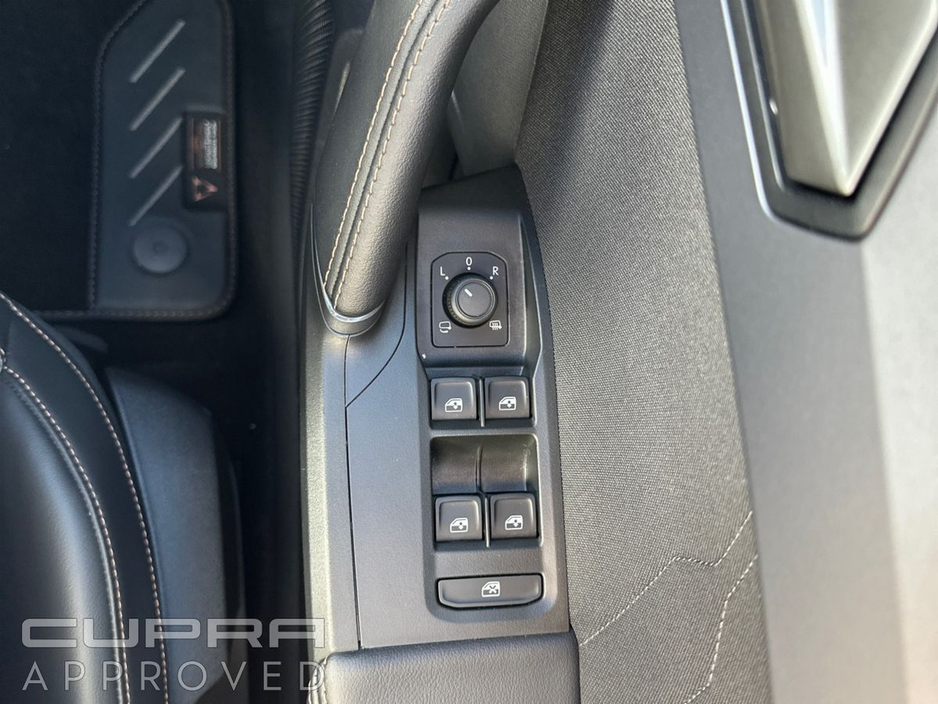 2025 Cupra Leon - image 16