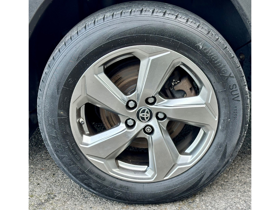 2021 Toyota Rav4 - image 25