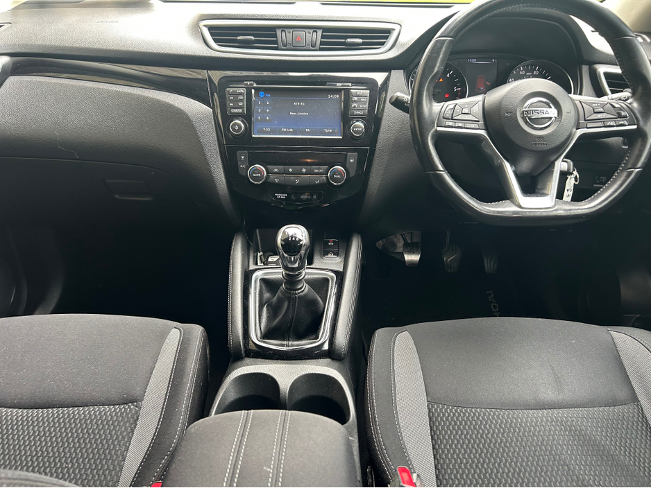 2018 Nissan Qashqai - image 6