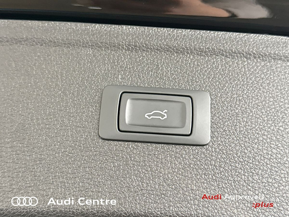 2025 Audi Q5 - image 27