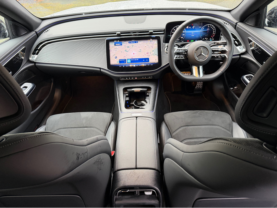 2024 Mercedes-Benz E Class STUNNING LOOKING URBAN EDITION HYBRID PHEV//STUNNING IN ALPINE GREY//VERY LOW MILEAGE//SIMI AND AA DEALER €66,950