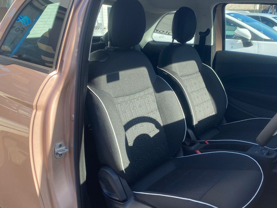 2025 Fiat 500e - image 21