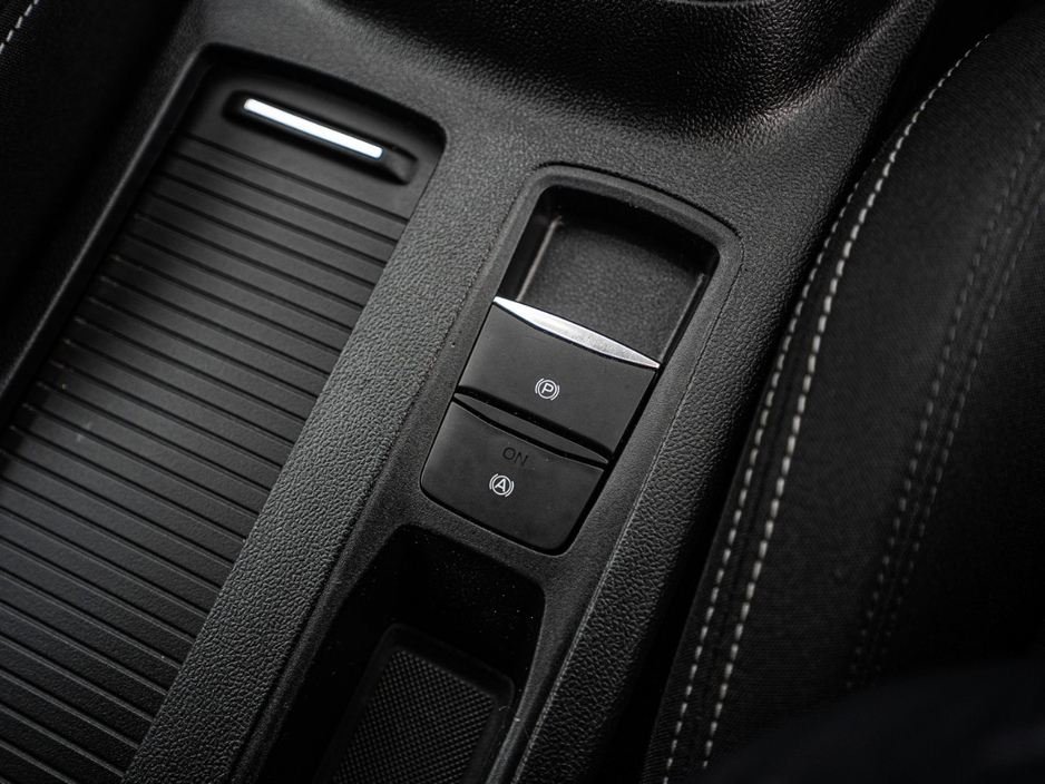 2021 Ford Focus - image 32