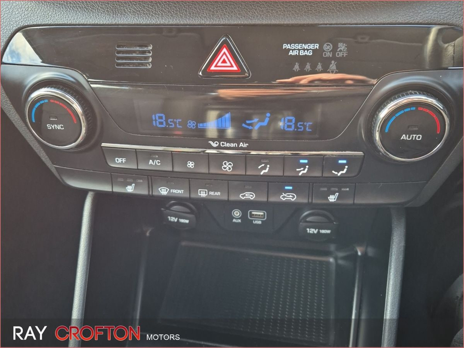 2016 Hyundai Tucson - image 13