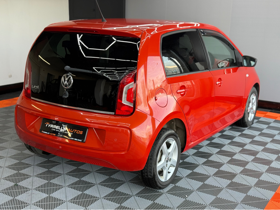 2014 Volkswagen up! - image 9