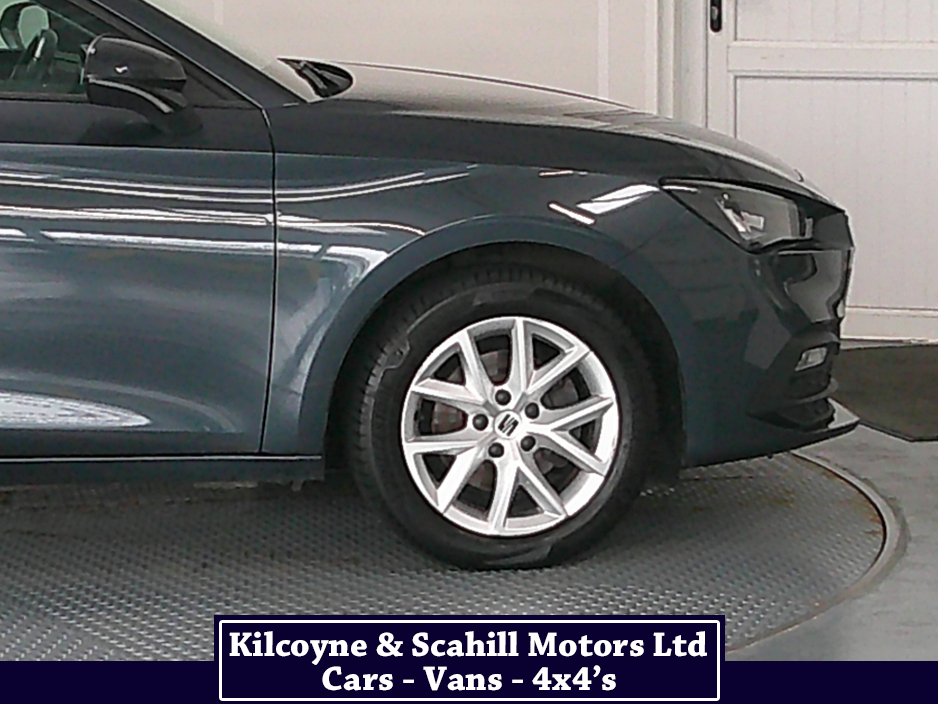 2022 SEAT Leon - image 19