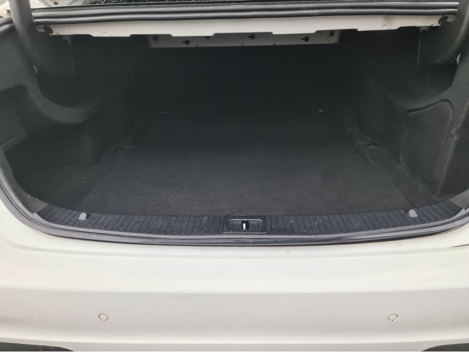 2015 Mercedes-Benz E Class E220 BLUETEC AMG NIGHT ED 4DR AUTO €12,950