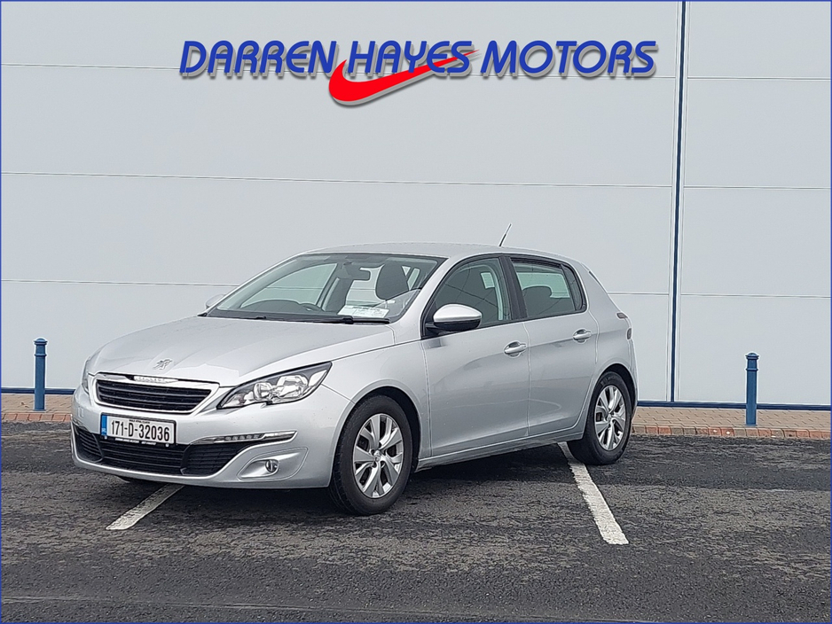 2017 Peugeot 308 - image 2