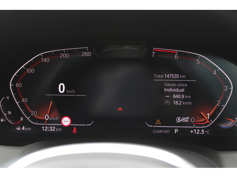 2020 BMW 3 Series - image 11