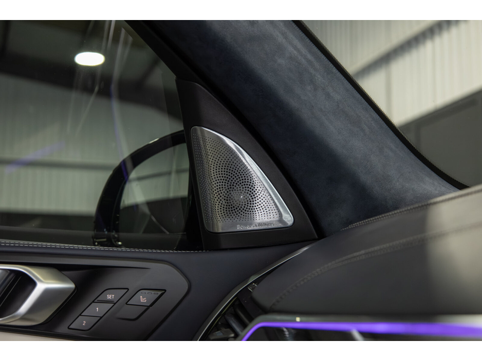 2023 BMW X5 - image 18