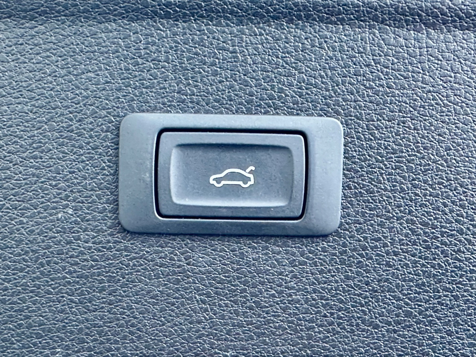 2023 Audi Q5 - image 8