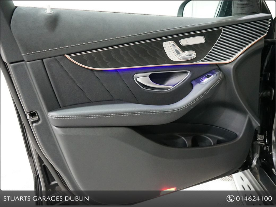 2023 Mercedes-Benz EQC - image 16