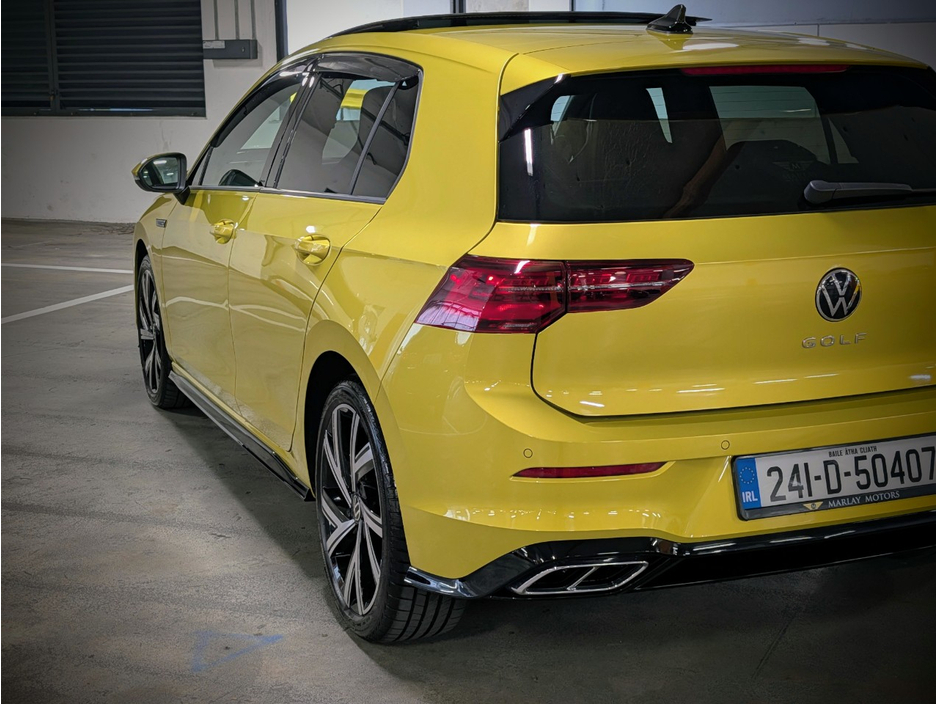 2024 Volkswagen Golf - image 12