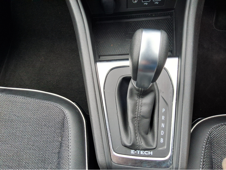 2023 Renault Captur - image 14