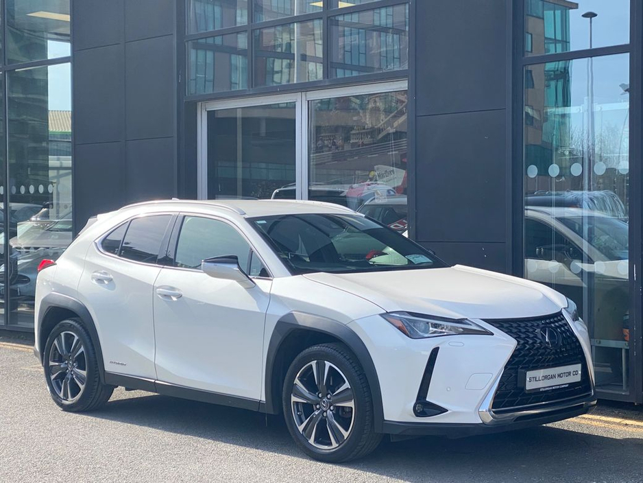 2020 Lexus UX 250 H - image 3