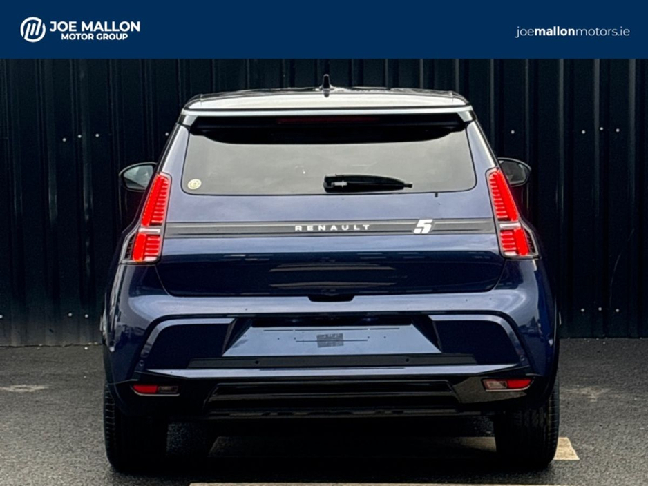 2026 Renault 5 - image 14