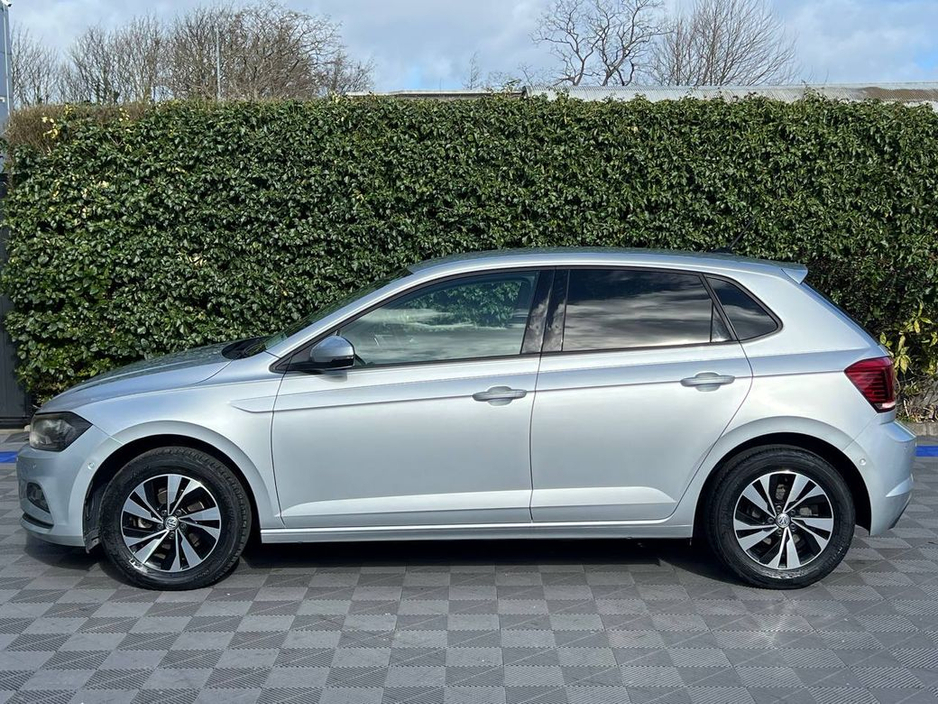 2018 Volkswagen Polo - image 3
