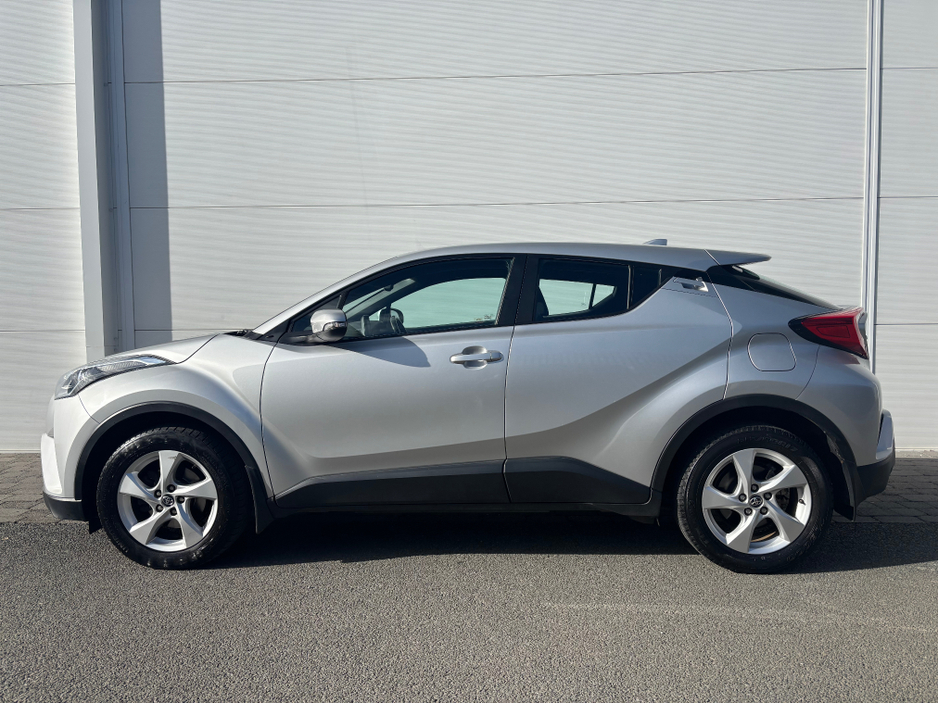 2018 Toyota C-HR 1.2T LUNA 4DR €17,495