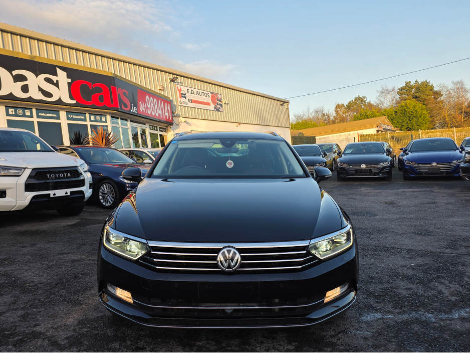 2018 Volkswagen Passat 2.0 TDI VIRTUAL DASH FULL LEATHER HEATED ELECTRIC SEATS SAT NAV CARPLAY ANDROID AUTO BLIND SPORT PARKING SENSORS SELF PARKING ASSIST 360 CAMERA €20,750