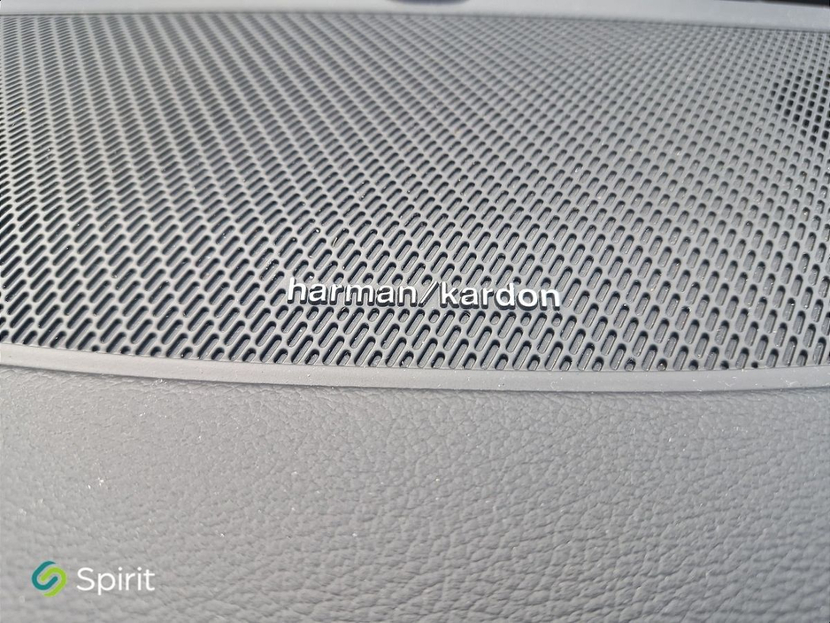 2024 Volvo XC90 - image 11