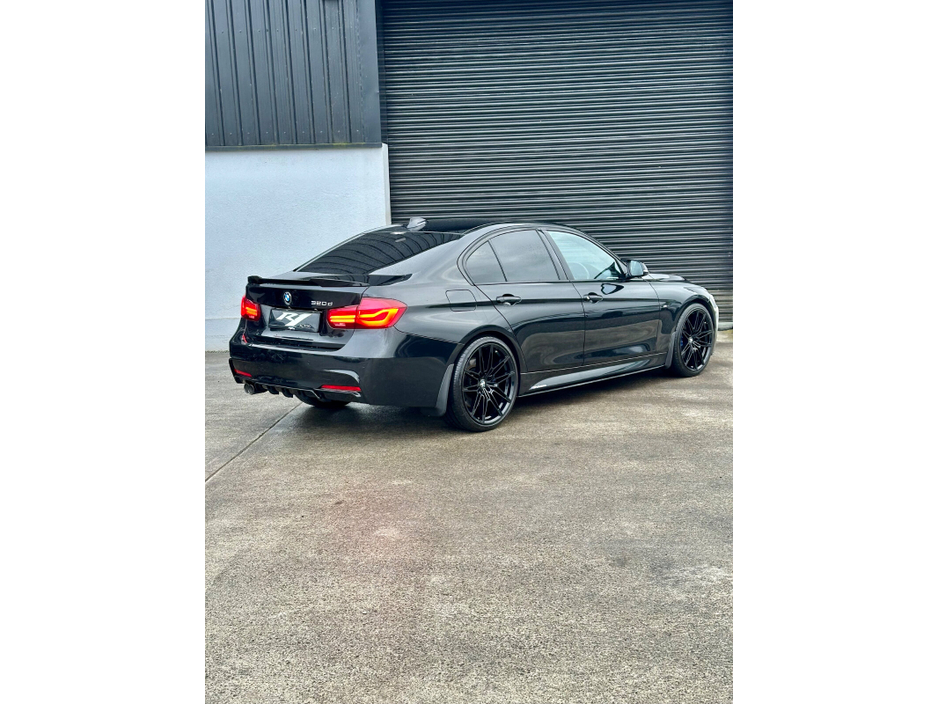 2018 BMW 3 Series 320d M Sport €23,995