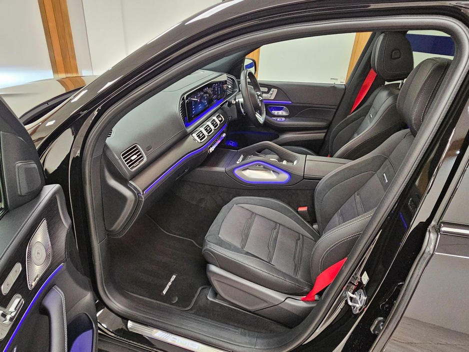 2025 Mercedes-Benz GLE Class - image 22