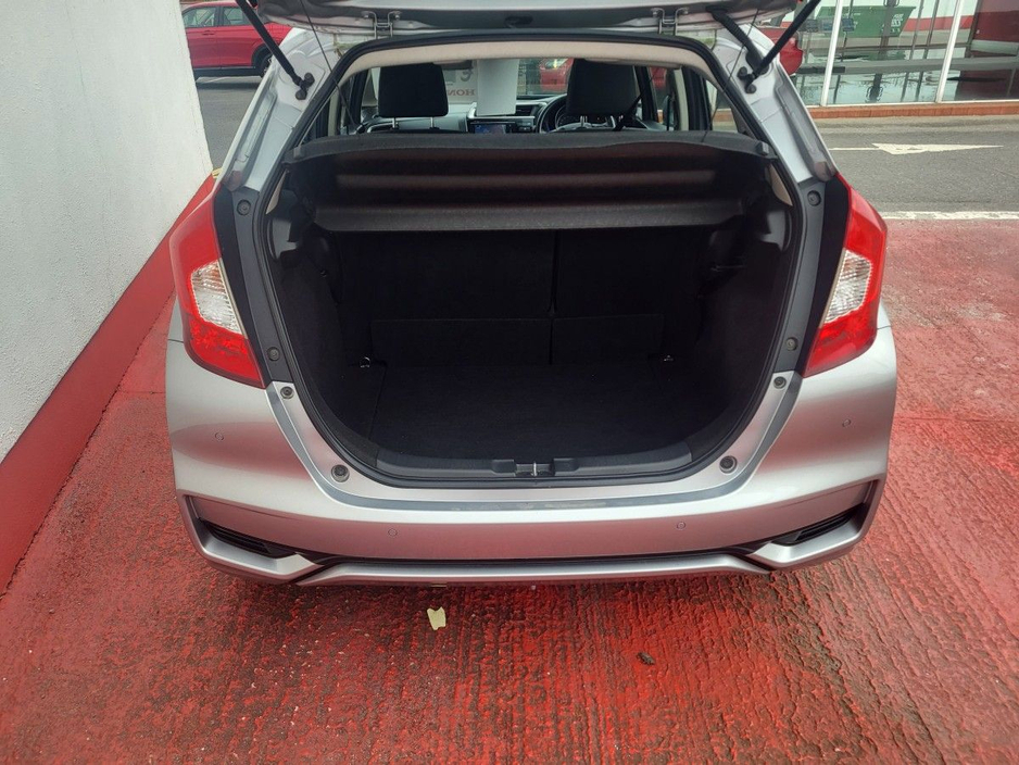 2019 Honda Jazz - image 5