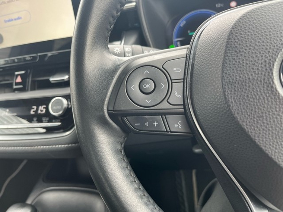 2023 Toyota Corolla - image 17