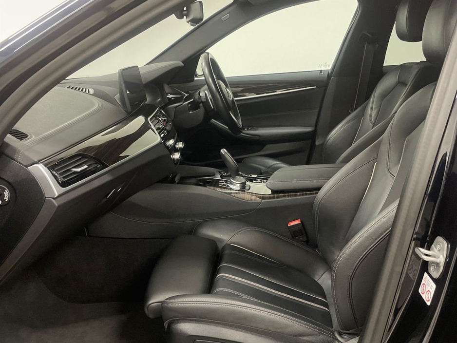 2023 BMW 5 Series 530e M Sport Saloon €45,995