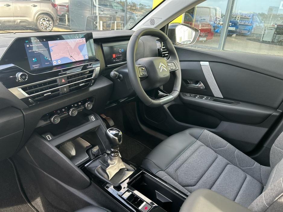 2025 Citroen C4 PLUS PURETECH 130 MY42 €29,950