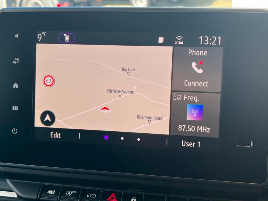 2026 Renault Trafic - image 11