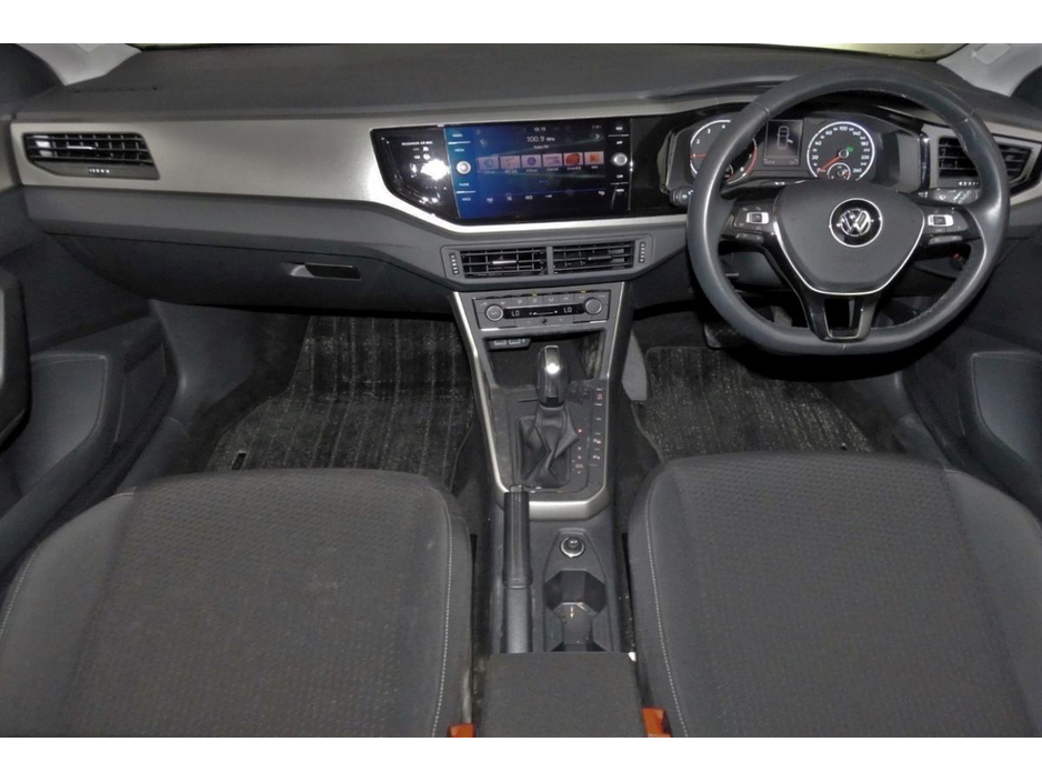 2018 Volkswagen Polo - image 13