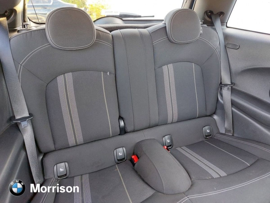 2023 MINI Hatch - image 9