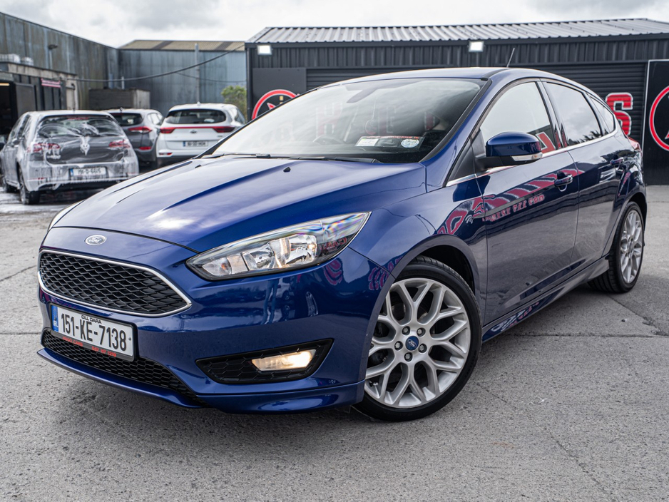 2015 Ford Focus - image 4
