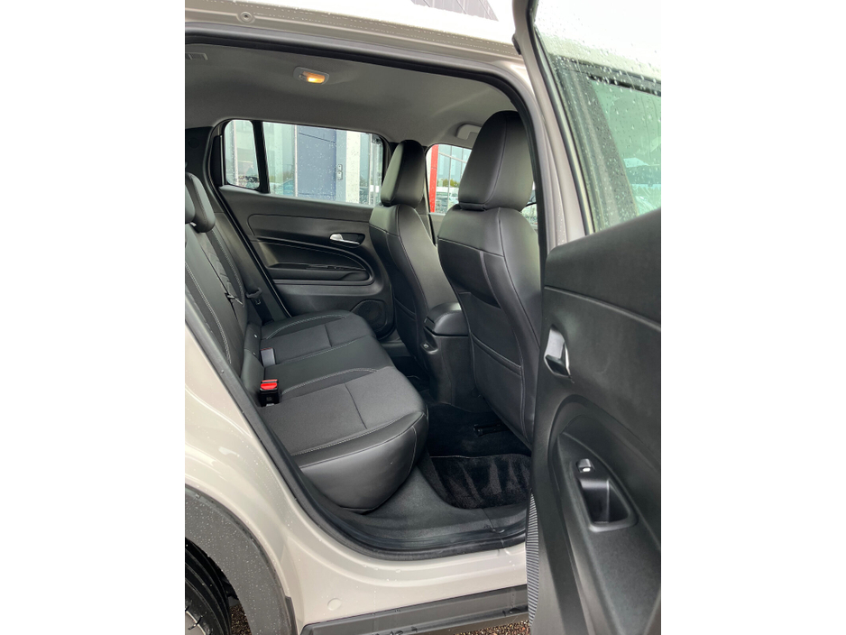 2025 Jeep Avenger 1.2 PETROL 100HP MT Altitude